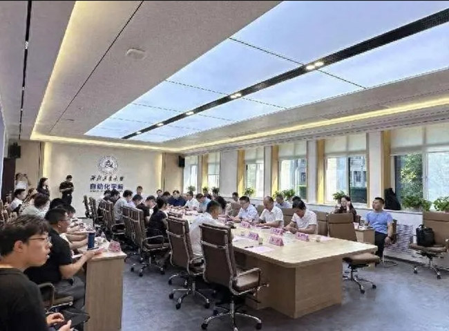 西安西瑪電機(jī)與西北工業(yè)大學(xué)開(kāi)展“雙進(jìn)”活動(dòng)，共推科技創(chuàng)新與產(chǎn)業(yè)升級(jí)